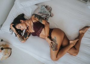 איך קונים הלבשה תחתונה באינטרנט?